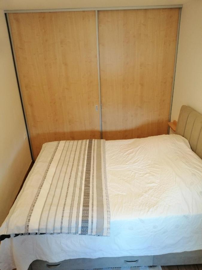 Deno Apartment Podgrad  ภายนอก รูปภาพ